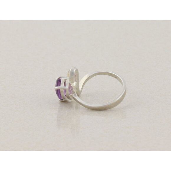 Sterling Silver Natural Purple Amethyst Ring Size 8 - Picture 7 of 9